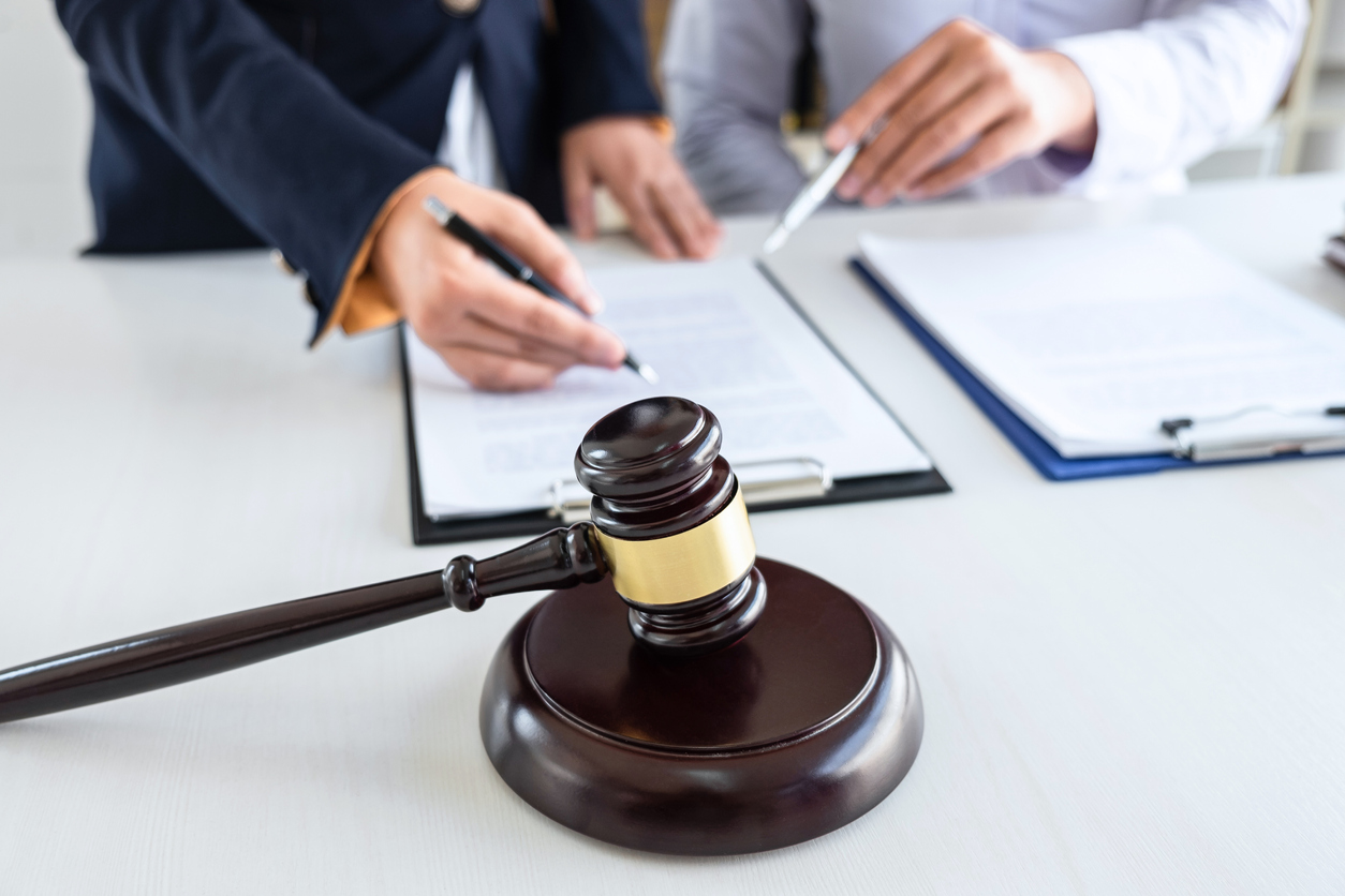 How to Proceed With a Civil Lawsuit